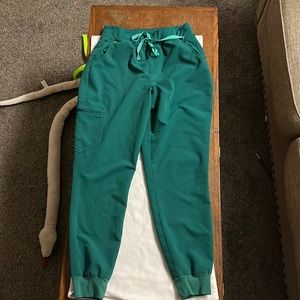 Figs High Waisted Hunter Green Jogger Scrub Pants Size M